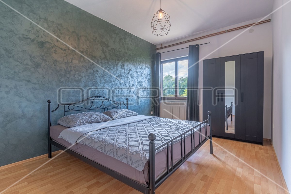 Istria, Barban, casa con piscina e sei camere da letto, 2 km dal mare,