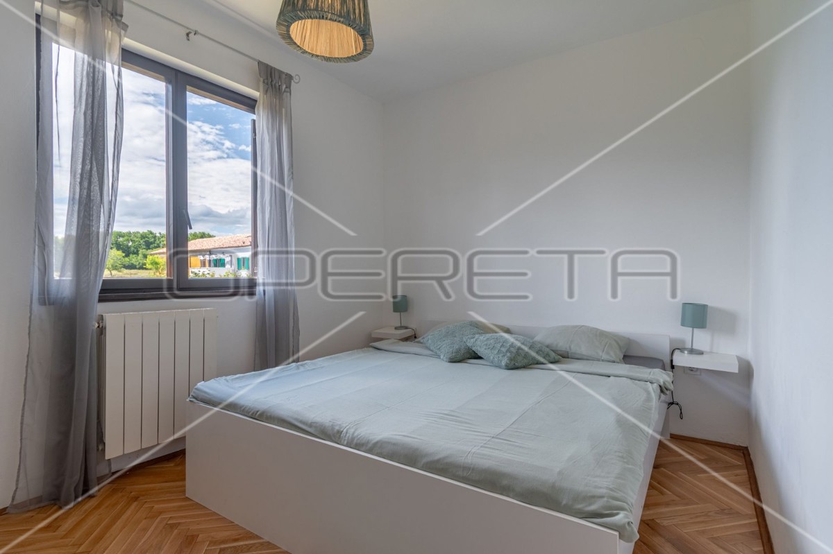 Istria, Barban, casa con piscina e sei camere da letto, 2 km dal mare,