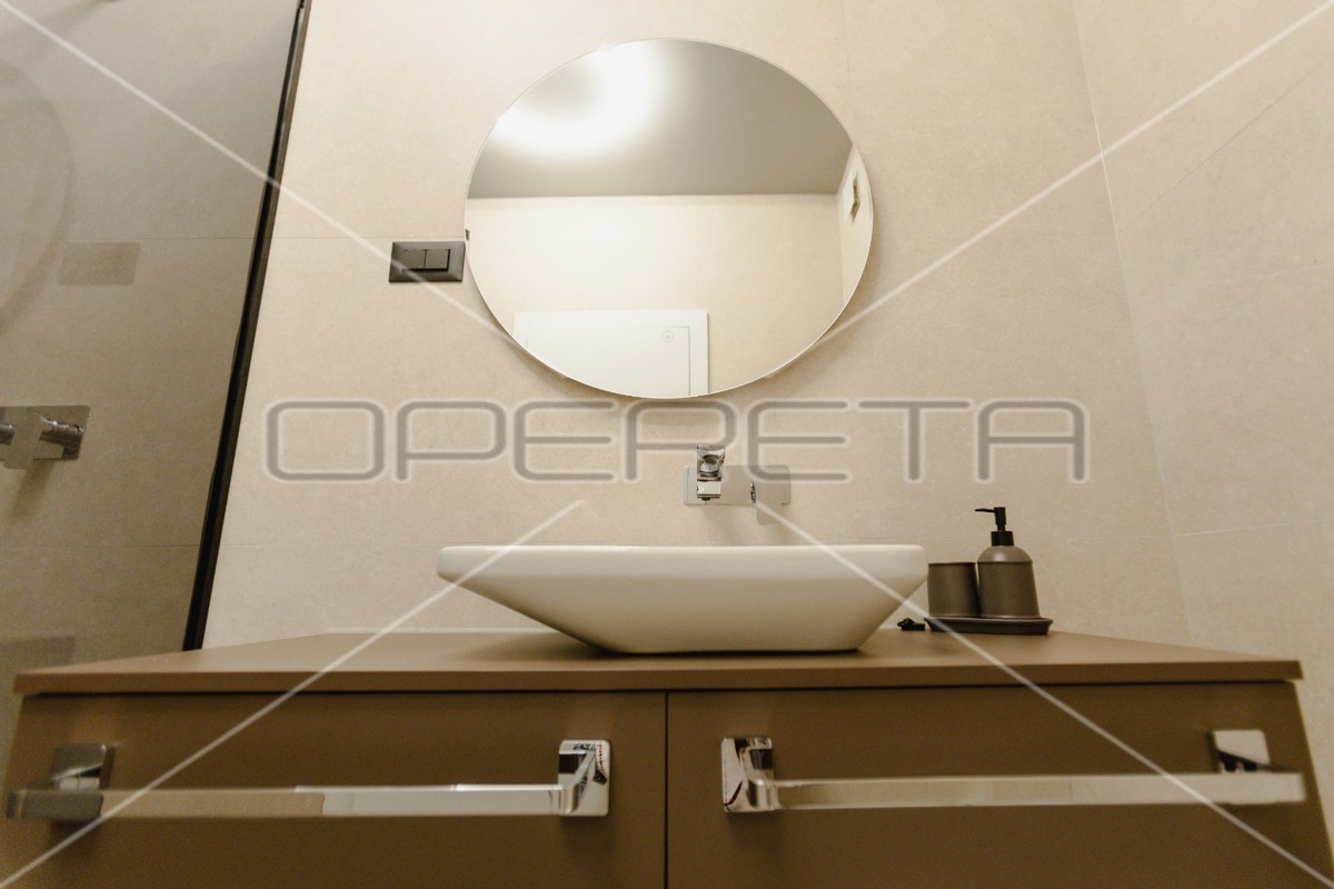 Moderna villa con piscina, 300 m dalla spiaggia, Mandre, Pag