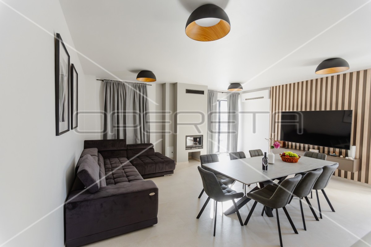 Moderna villa con piscina, 300 m dalla spiaggia, Mandre, Pag