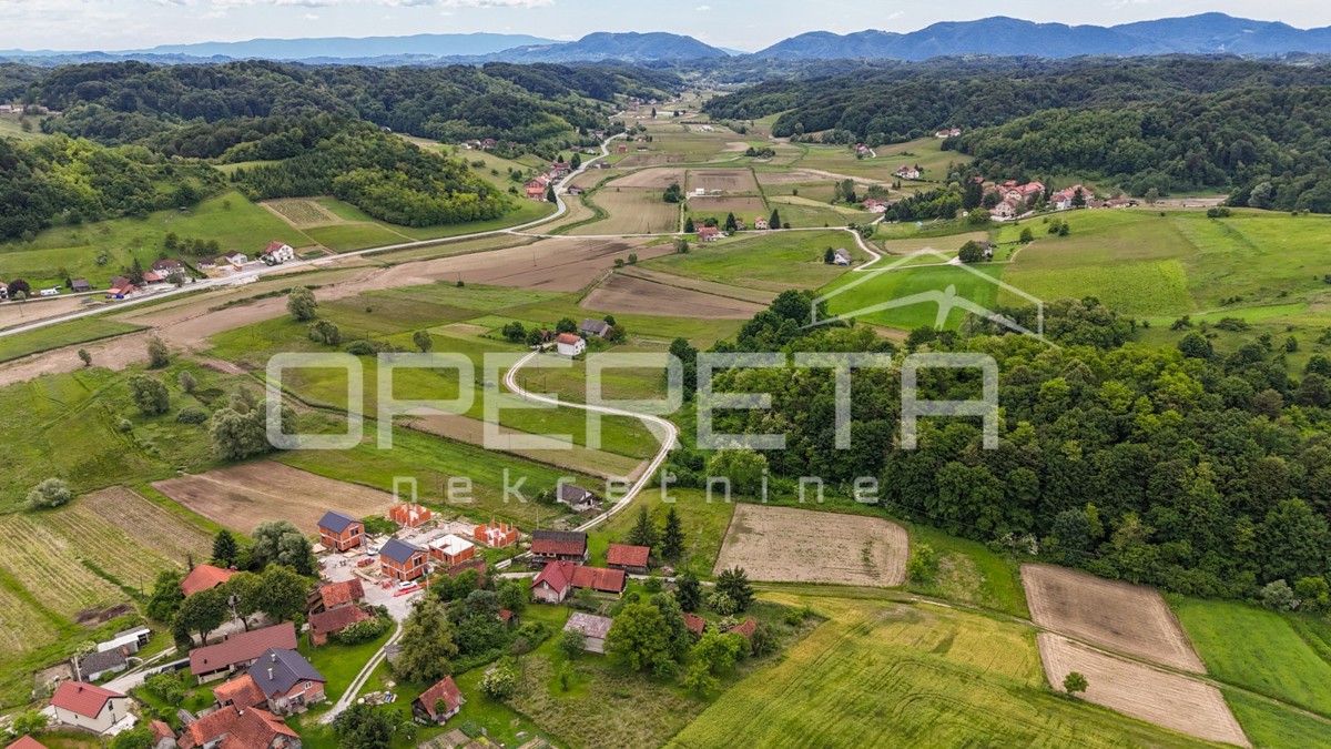 Vendita, Casa, Desinić, Ivanić Desinički , Indipendente, 105m2