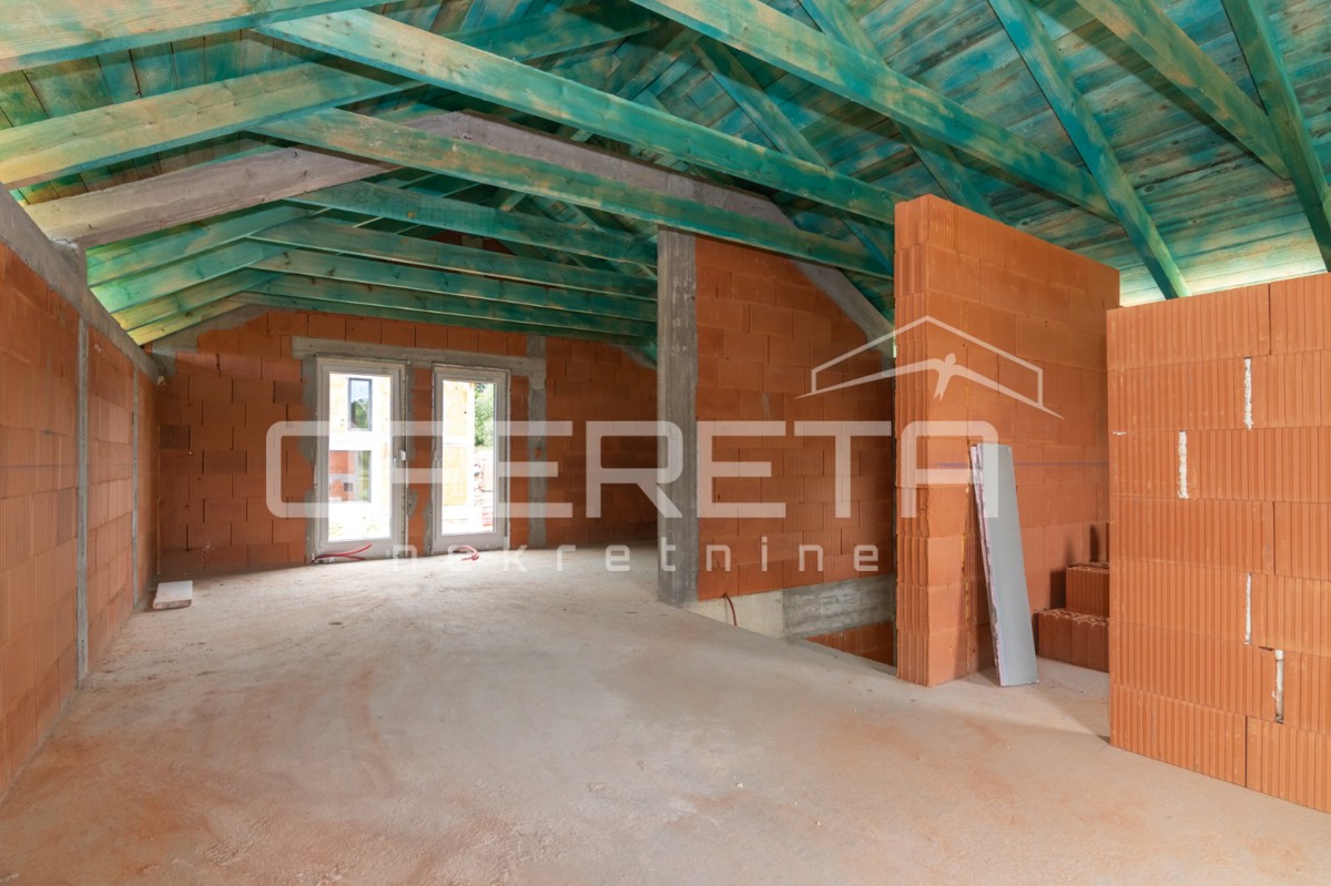 Vendita, Casa, Desinić, Ivanić Desinički , Indipendente, 105m2