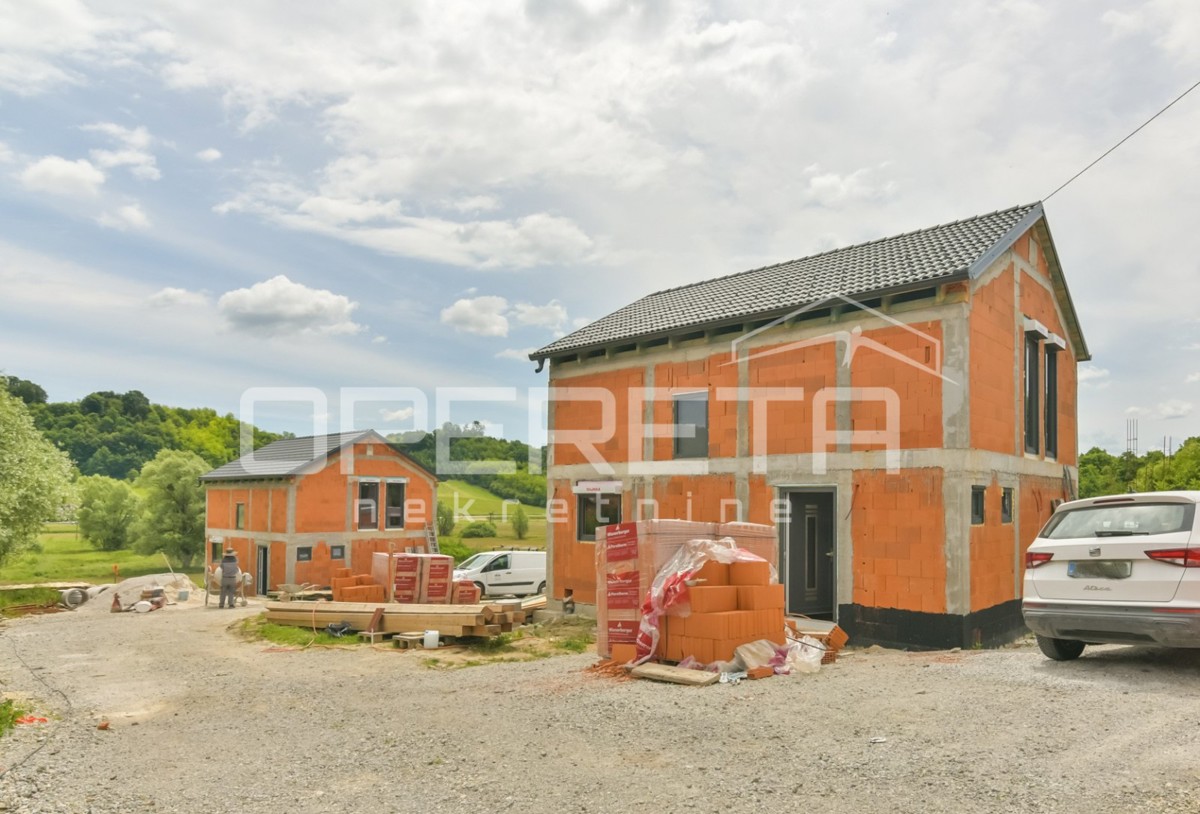 Vendita, Casa, Desinić, Ivanić Desinički , Indipendente, 105m2