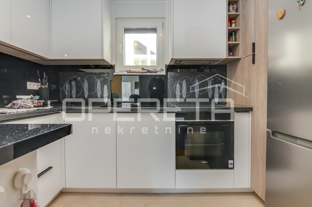 VENDITA, CASA CON 3 APPARTAMENTI E 1 MONOLOCALE, MAKSIMIR, OBOJSKI GAJ.