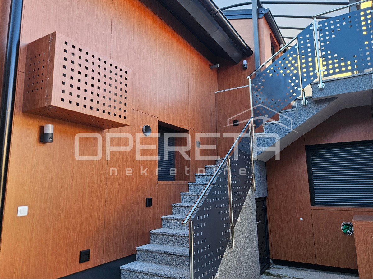 VENDITA, CASA CON 3 APPARTAMENTI E 1 MONOLOCALE, MAKSIMIR, OBOJSKI GAJ.