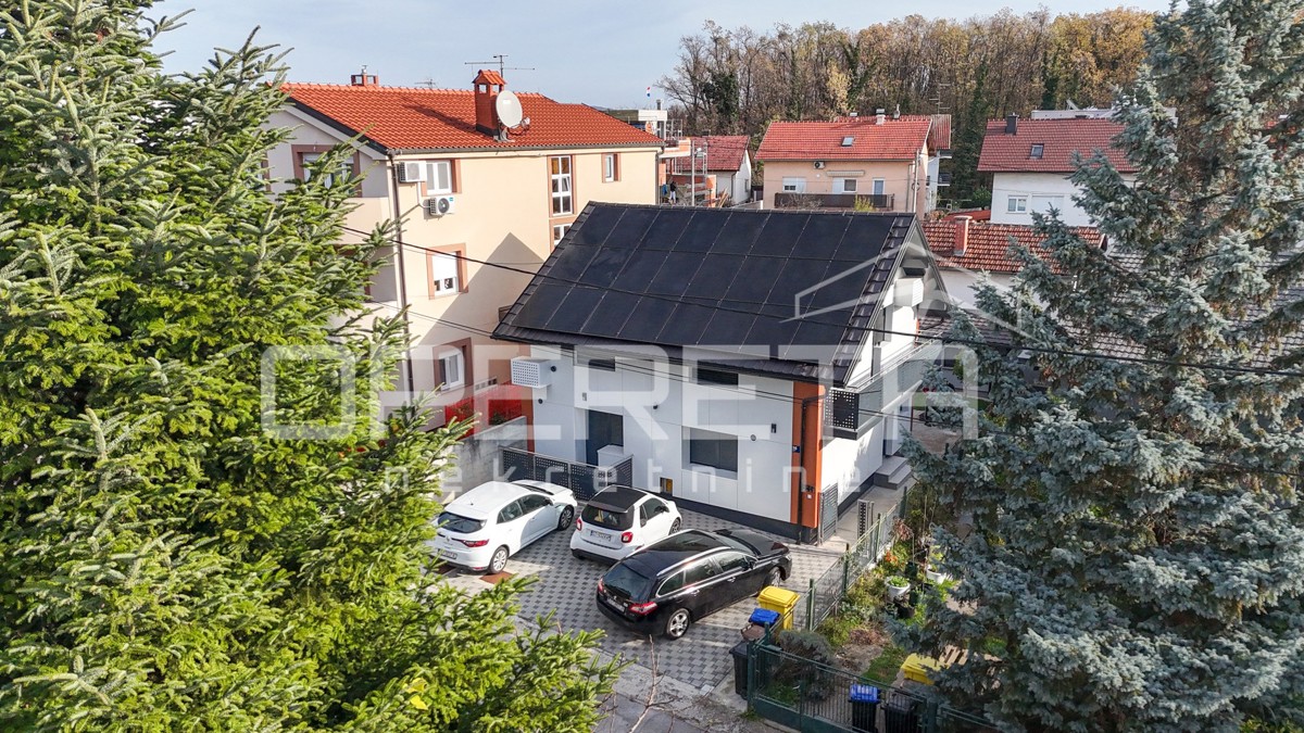 VENDITA, CASA CON 3 APPARTAMENTI E 1 MONOLOCALE, MAKSIMIR, OBOJSKI GAJ.