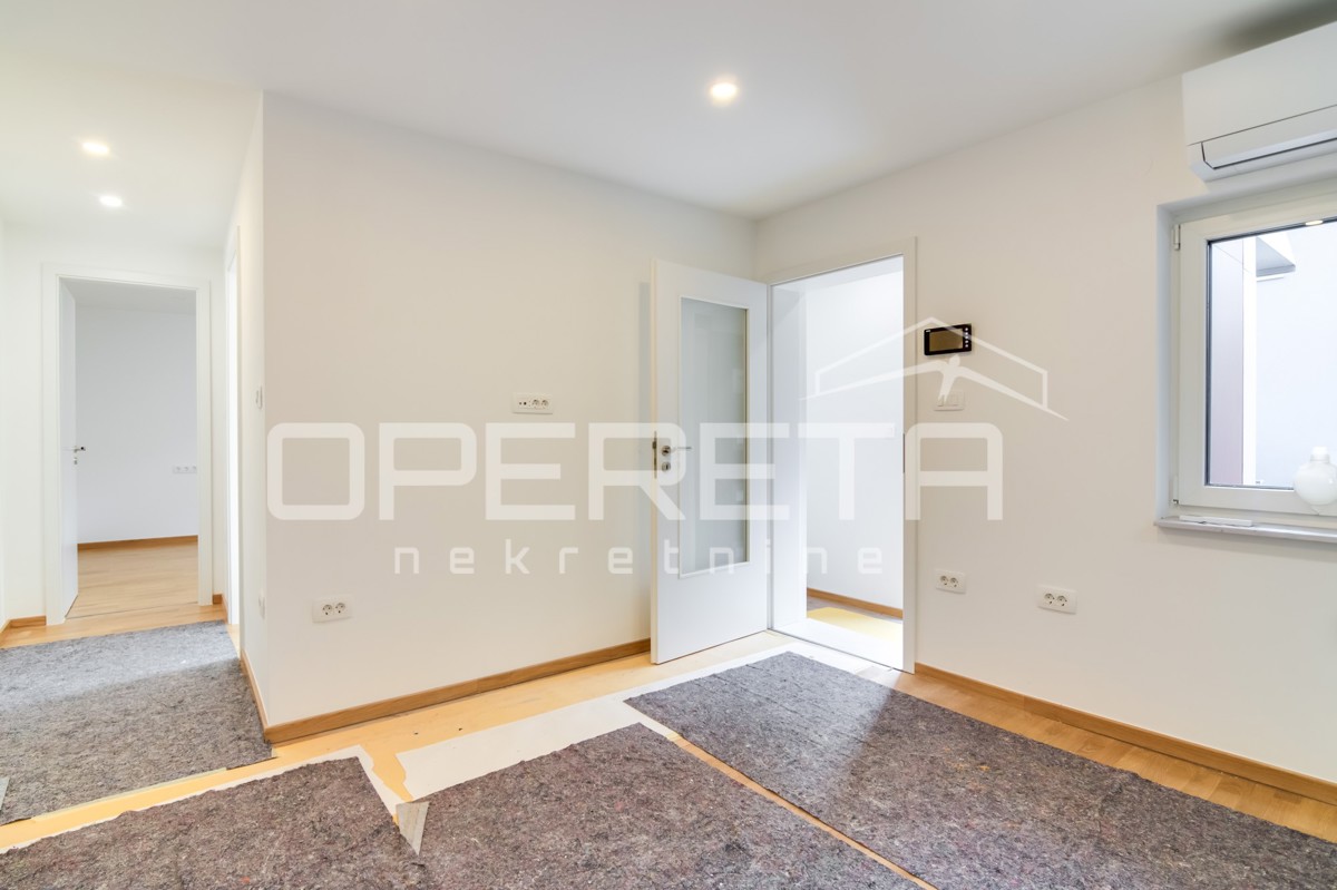 VENDITA, CASA CON 3 APPARTAMENTI E 1 MONOLOCALE, MAKSIMIR, OBOJSKI GAJ.