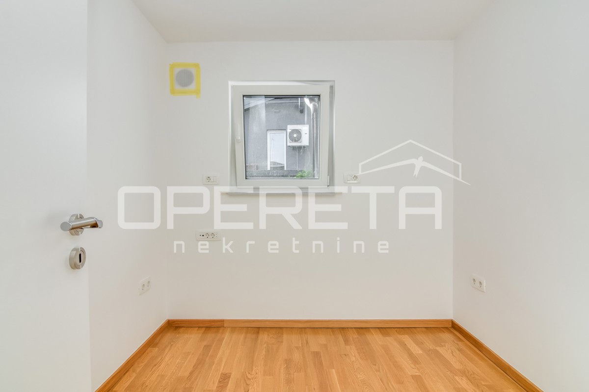 VENDITA, CASA CON 3 APPARTAMENTI E 1 MONOLOCALE, MAKSIMIR, OBOJSKI GAJ.