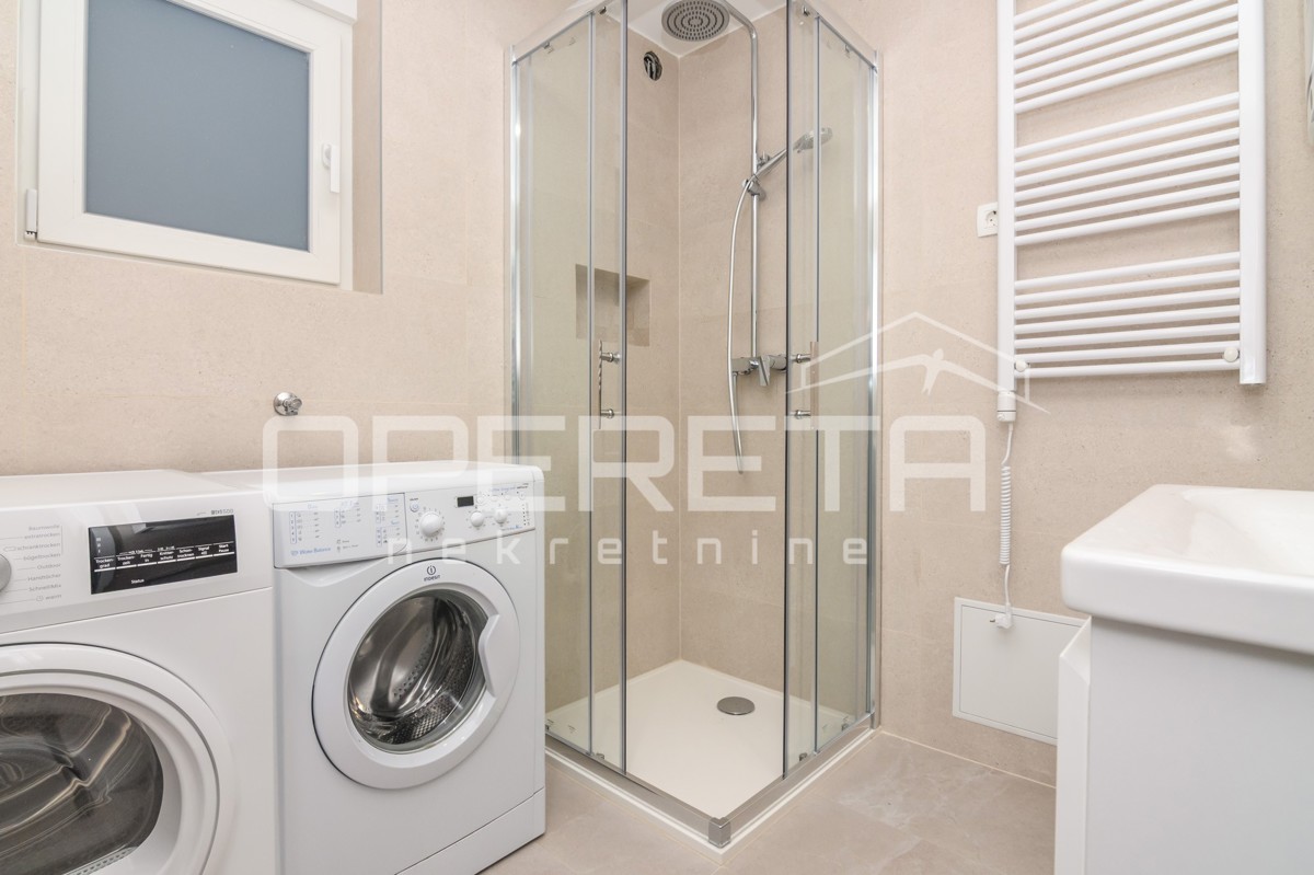 VENDITA, CASA CON 3 APPARTAMENTI E 1 MONOLOCALE, MAKSIMIR, OBOJSKI GAJ.