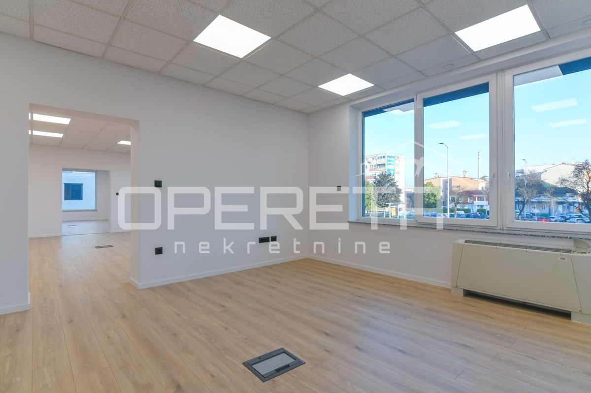 Vendita, Locale su strada, Knežija, Zagrebačka avenija, 341m2