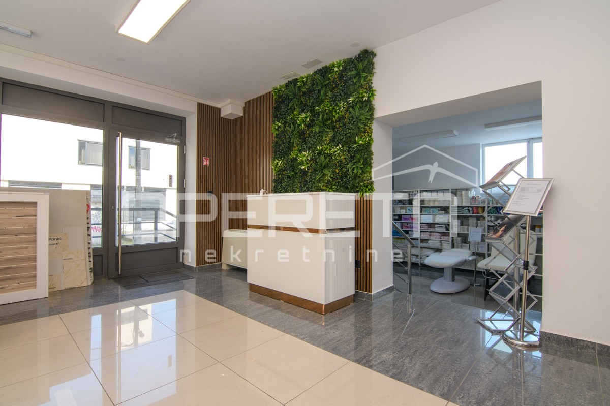 Vendita, Locale su strada, Knežija, Zagrebačka avenija, 341m2