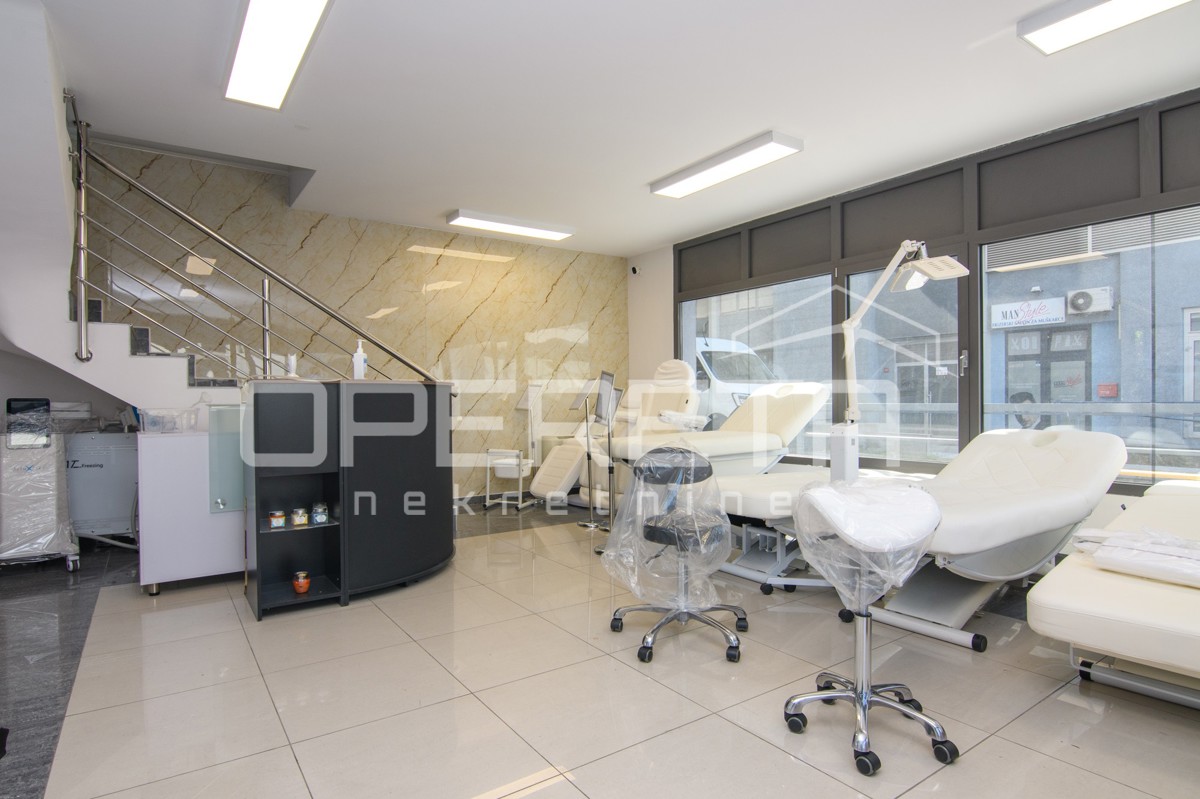 Vendita, Locale su strada, Knežija, Zagrebačka avenija, 341m2