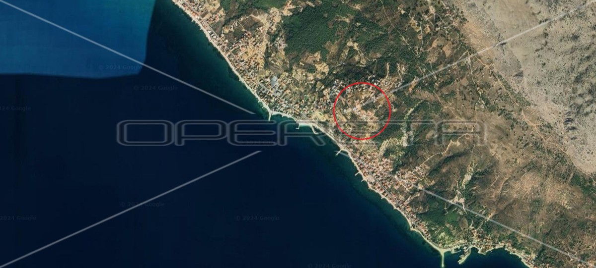 Podstrana, nei dintorni di Spalato, esclusiva villa privata 4BDR con vista mare di 180 gradi, piscina e servizi.