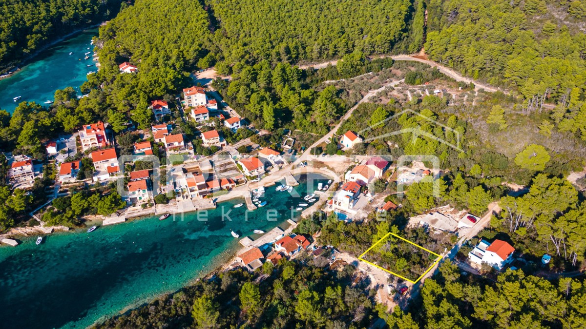 Terreno edificabile attraente, 340m2, baia Tri Porte, Korčula