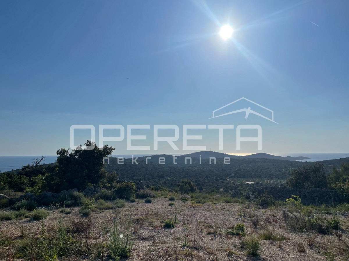 Terreno in posizione tranquilla con vista mare, 1.800 m2, Dvornica