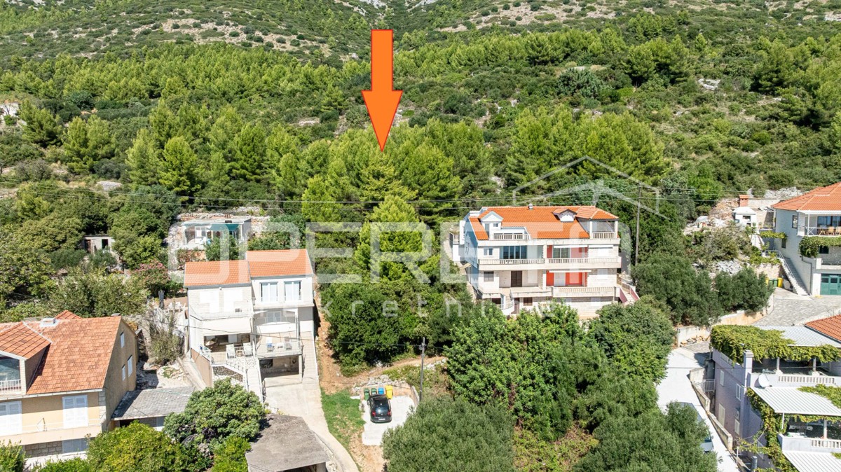 Kučište – investimento in terreno con vista sul mare