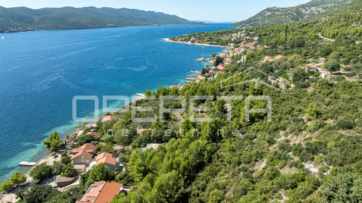 Kučište – investimento in terreno con vista sul mare