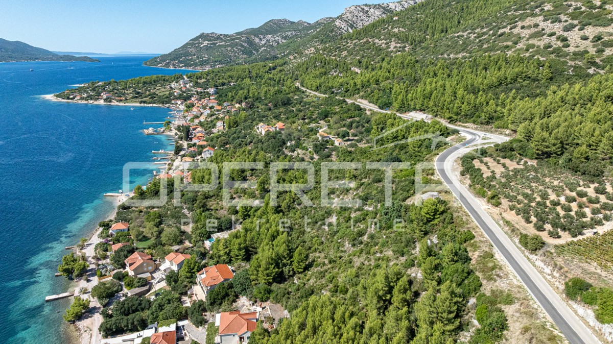 Kučište – investimento in terreno con vista sul mare