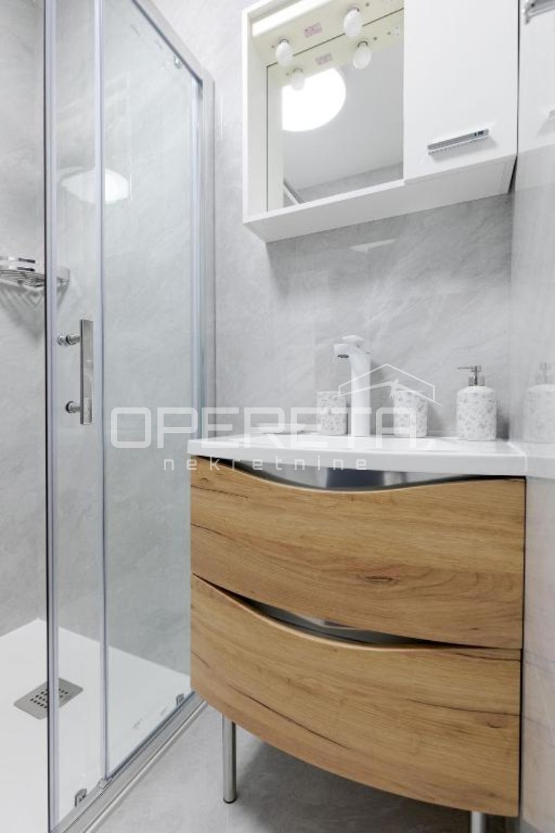 Vendita, Appartamento, Centar, Dolac , 3l, 80m2