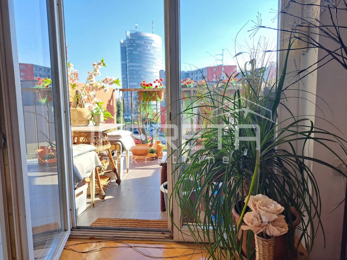 Vendita, Appartamento, Špansko-Oranice, Šetalište 150. brigade HR vojske , 4l, 109m2