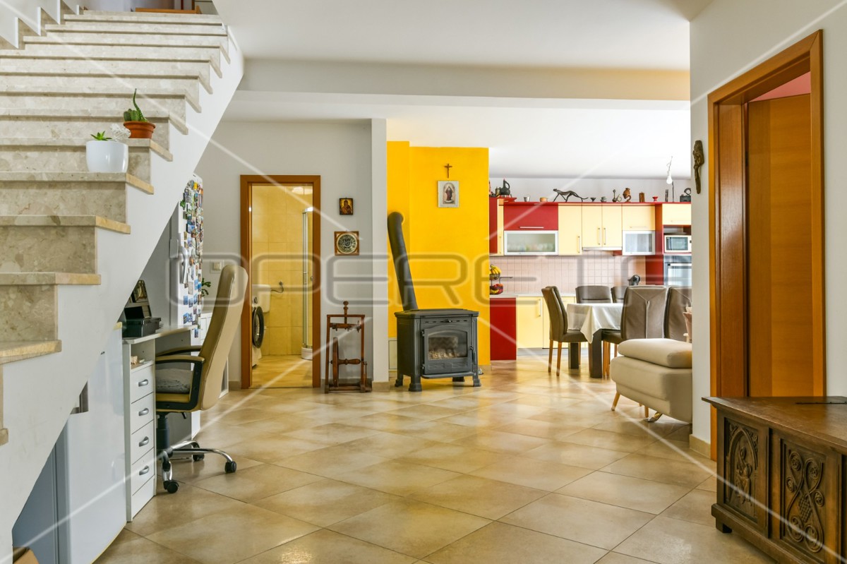 Vendita, Casa, Strmec, Savska, Indipendente, 360m2