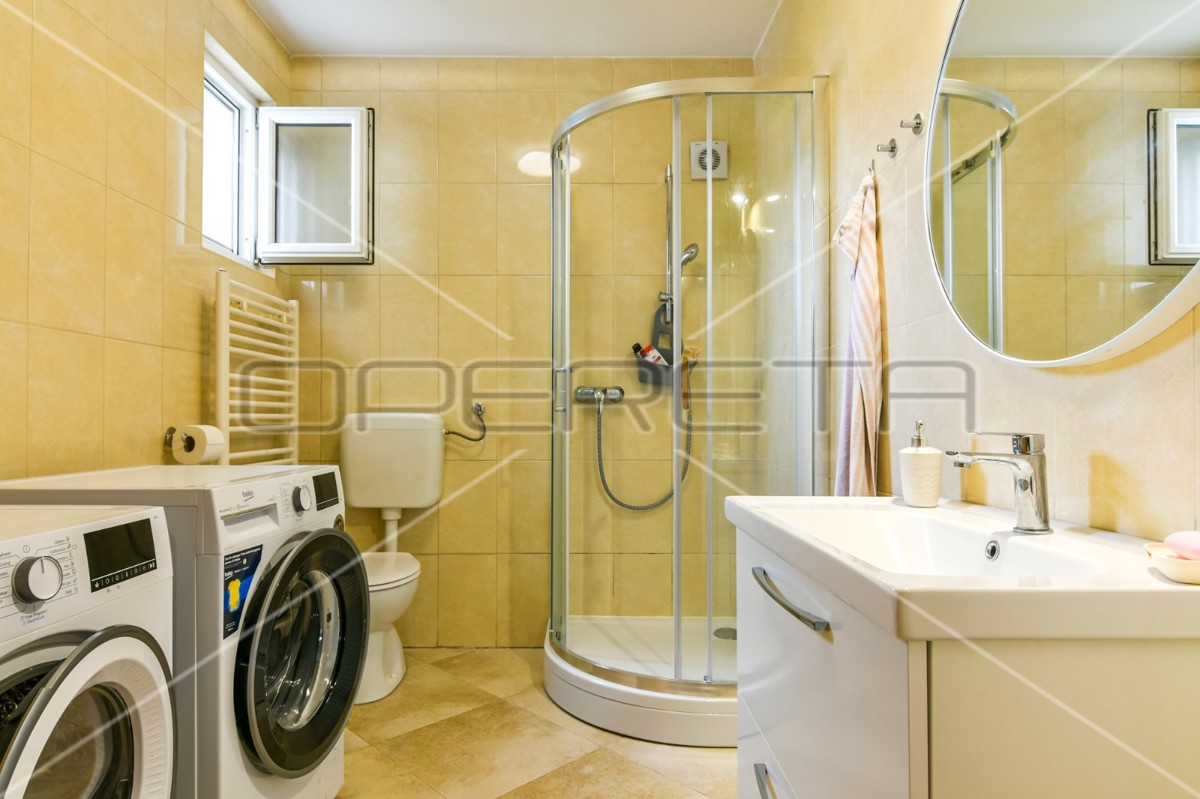 Vendita, Casa, Strmec, Savska, Indipendente, 360m2