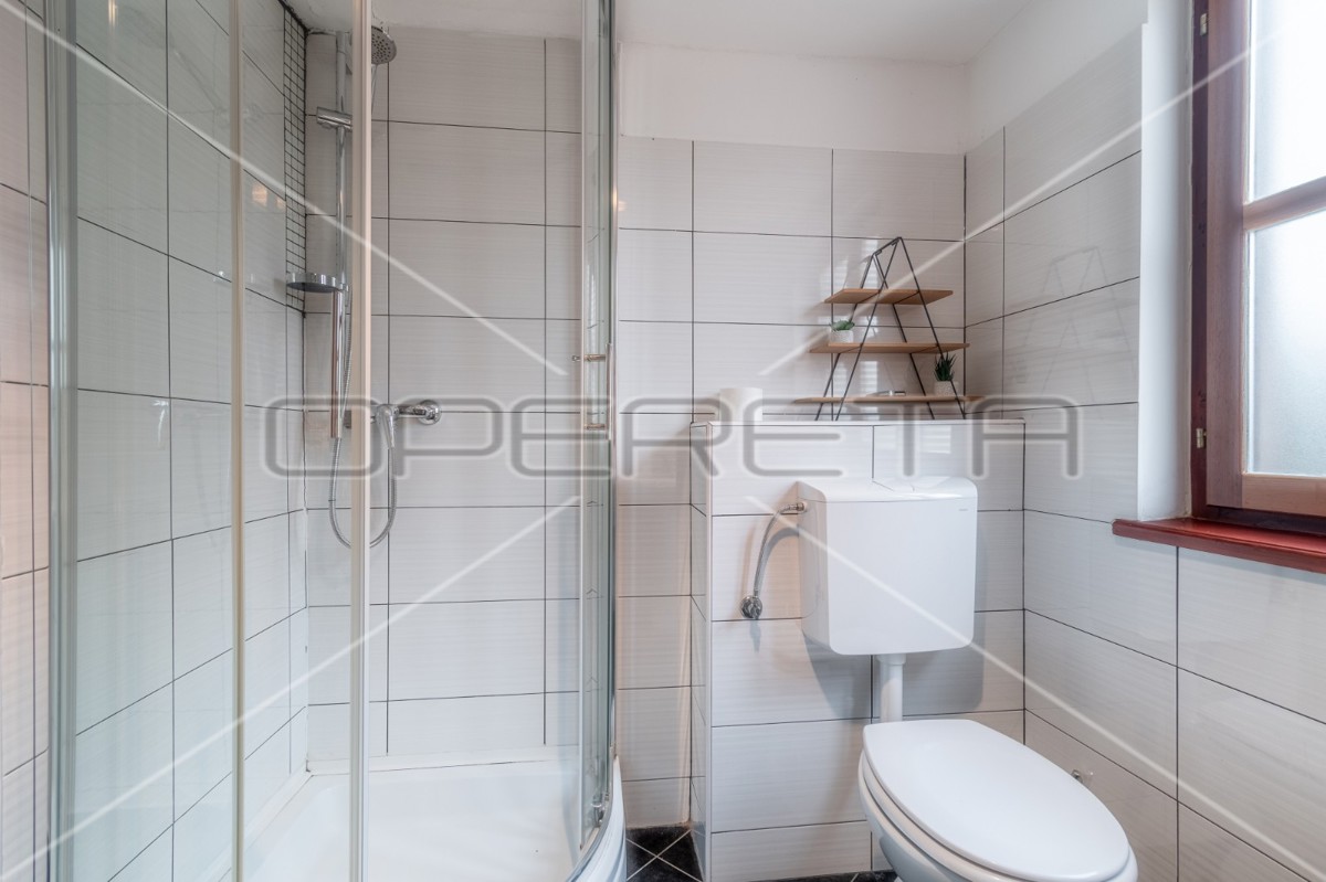 Istria, Marčana, splendida casa rustica per vacanze, posizione tranquilla