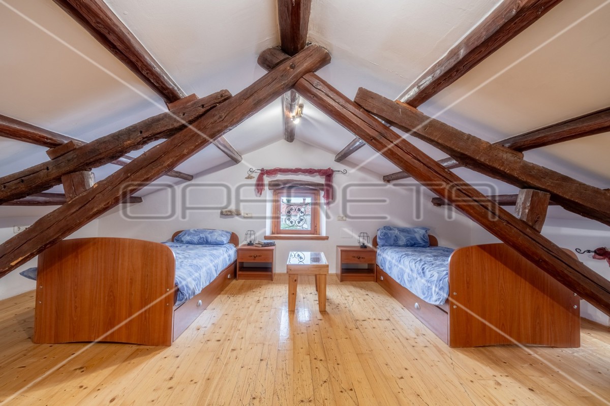 Istria, Marčana, splendida casa rustica per vacanze, posizione tranquilla