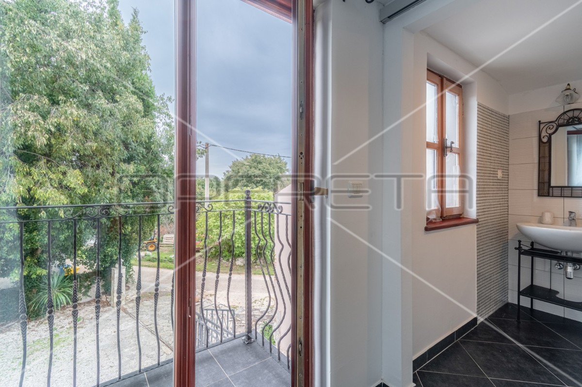 Istria, Marčana, splendida casa rustica per vacanze, posizione tranquilla