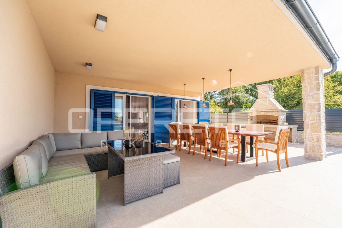 Villa moderna con piscina e vista sulla natura – Un’oasi tranquilla sull’isola di Krk