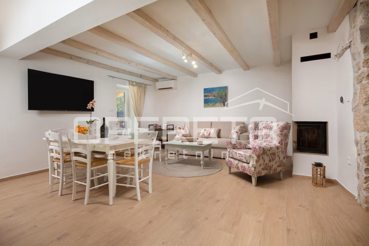 Villa di lusso in stile mediterraneo - piscina riscaldata, terrazza, natura e completa privacy