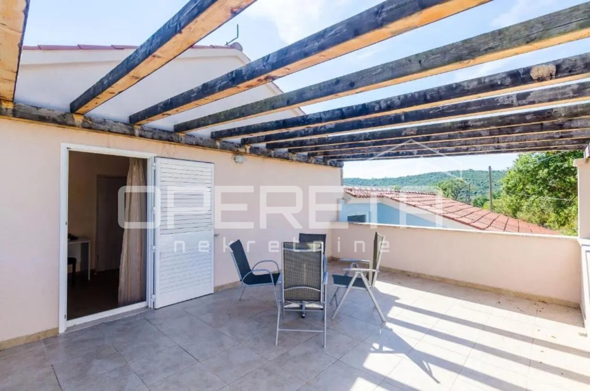 Vitaljina, Konavle - casa di 196 m2 con piscina su un terreno di 775 m2