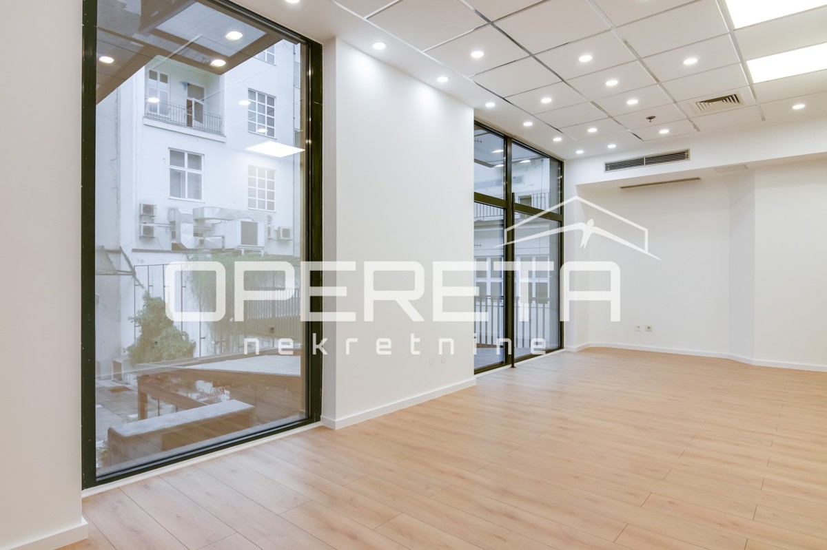 Vendita, Edificio commerciale, Centar, Jurišićeva, 50m2