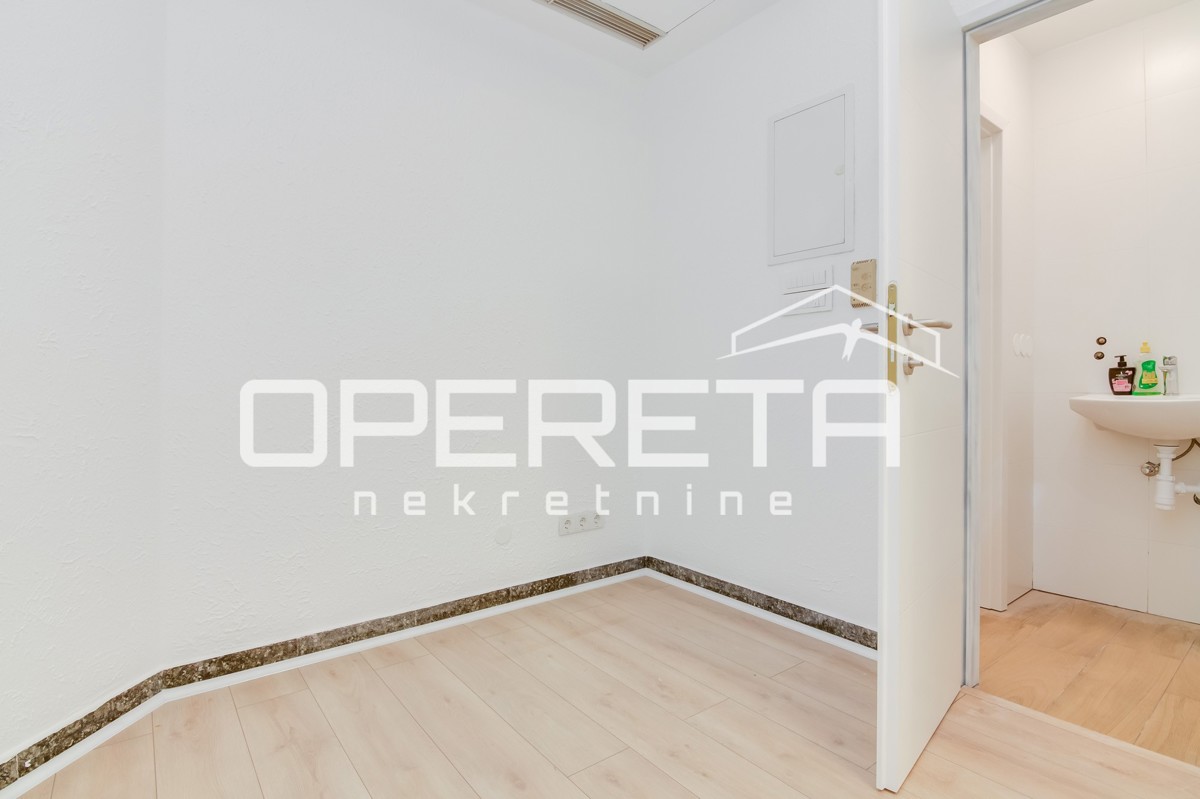 Vendita, Edificio commerciale, Centar, Jurišićeva, 50m2