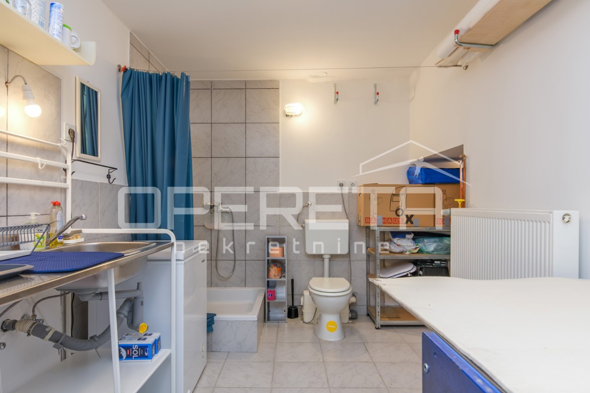 Vendita, Locale su strada, Odra, Ivana Lackovića Croate, 38m2