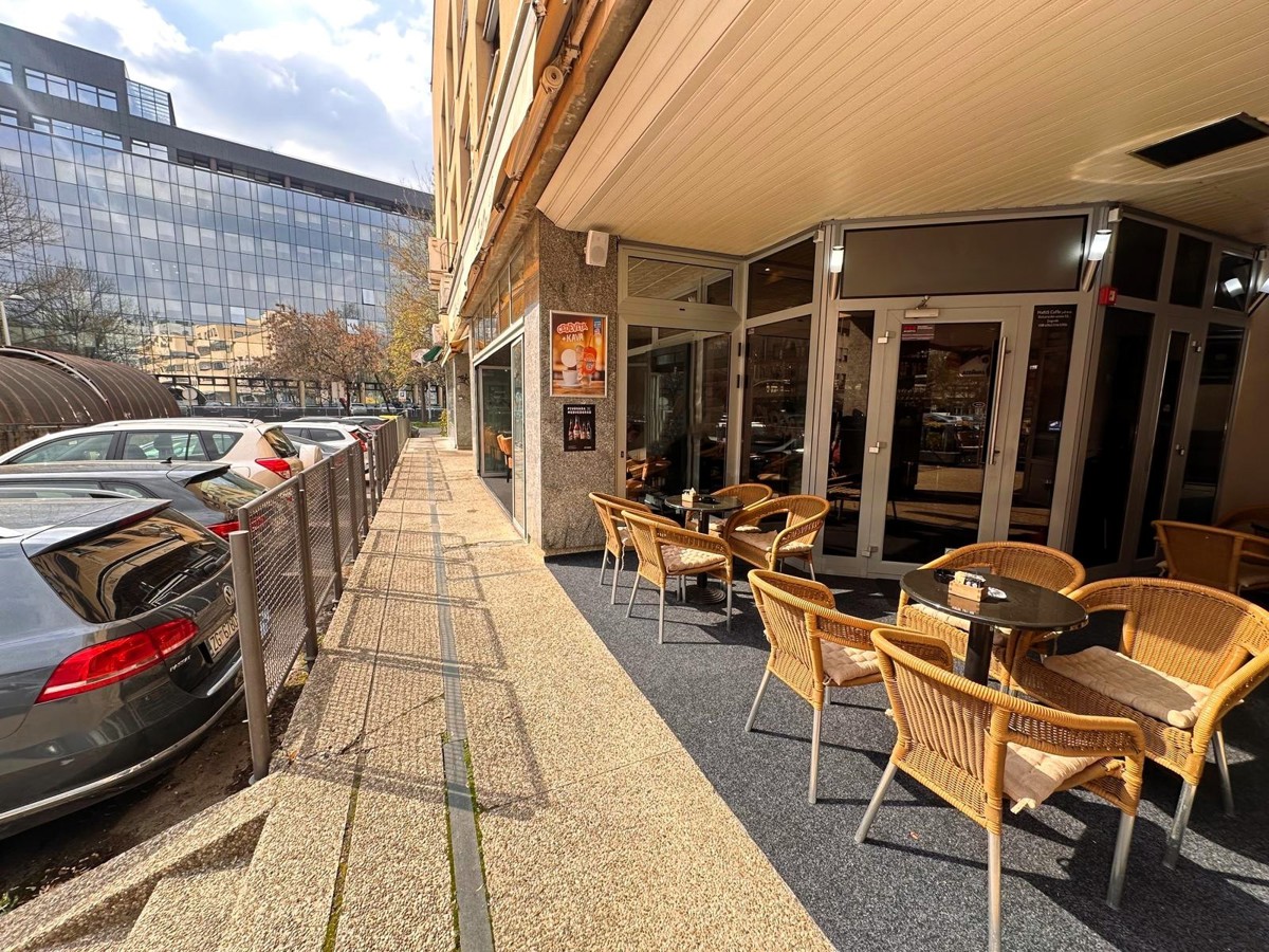Caffè a Trnje pronto all’attività – ottima microlocalizzazione e terrazza