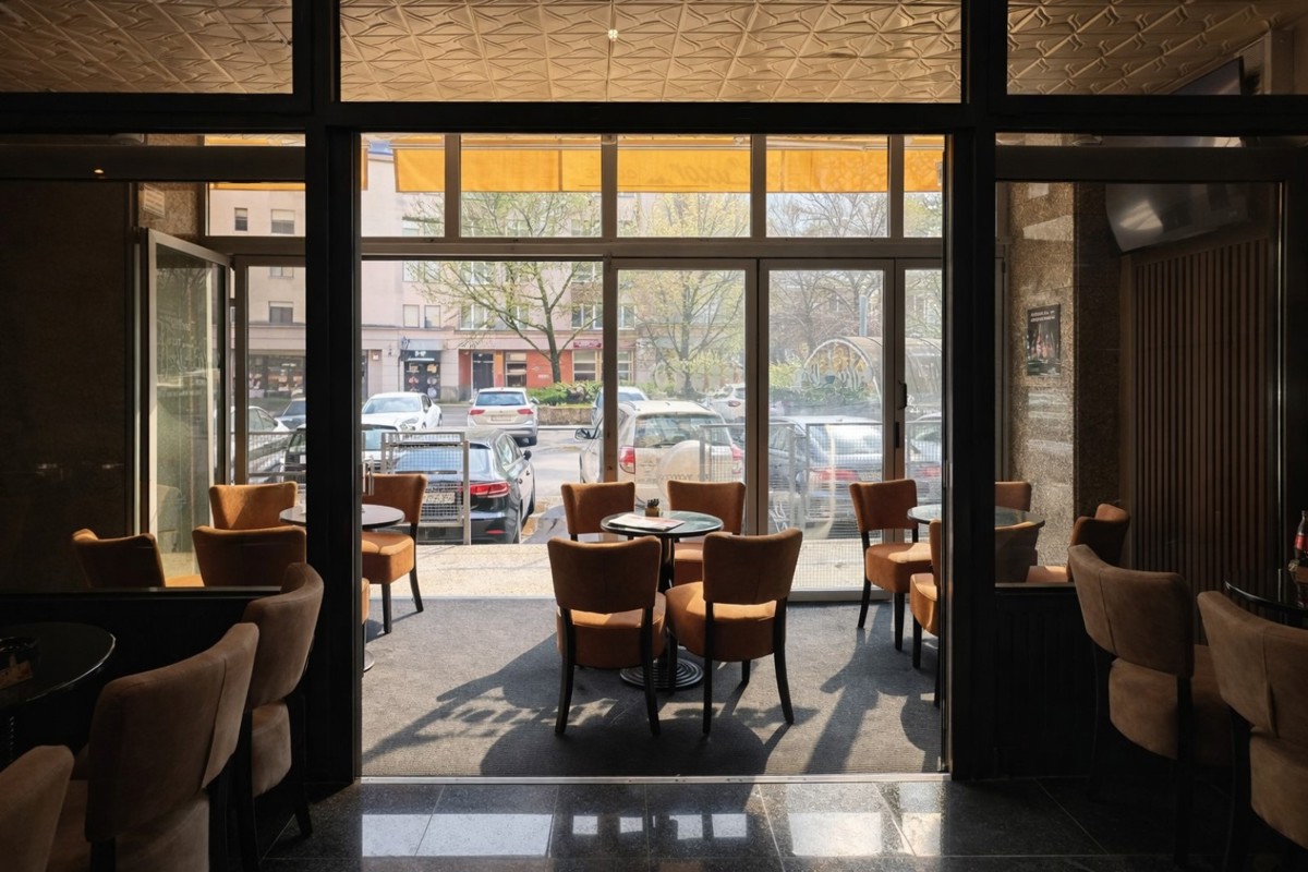 Caffè a Trnje pronto all’attività – ottima microlocalizzazione e terrazza