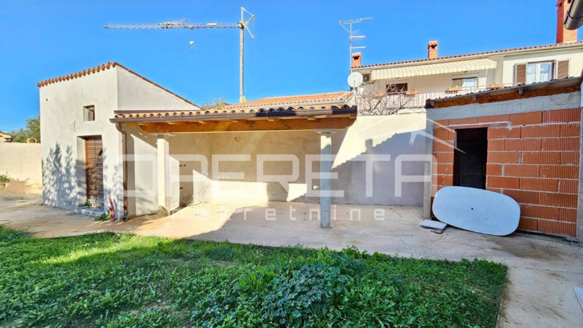 Poreč dintorni - Casa in pietra indipendente con grande giardino vicino al mare