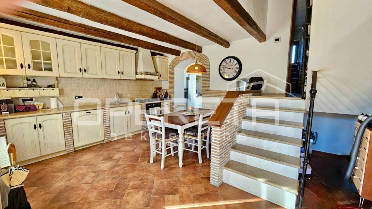 Poreč dintorni - Casa in pietra indipendente con grande giardino vicino al mare