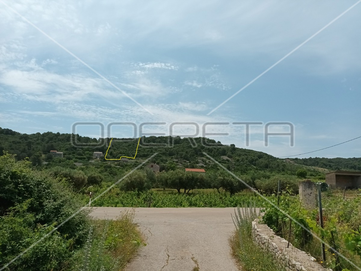 Gornje Kunjanovo, Vis, 5.002,00 m2, 76.006,00 EUR