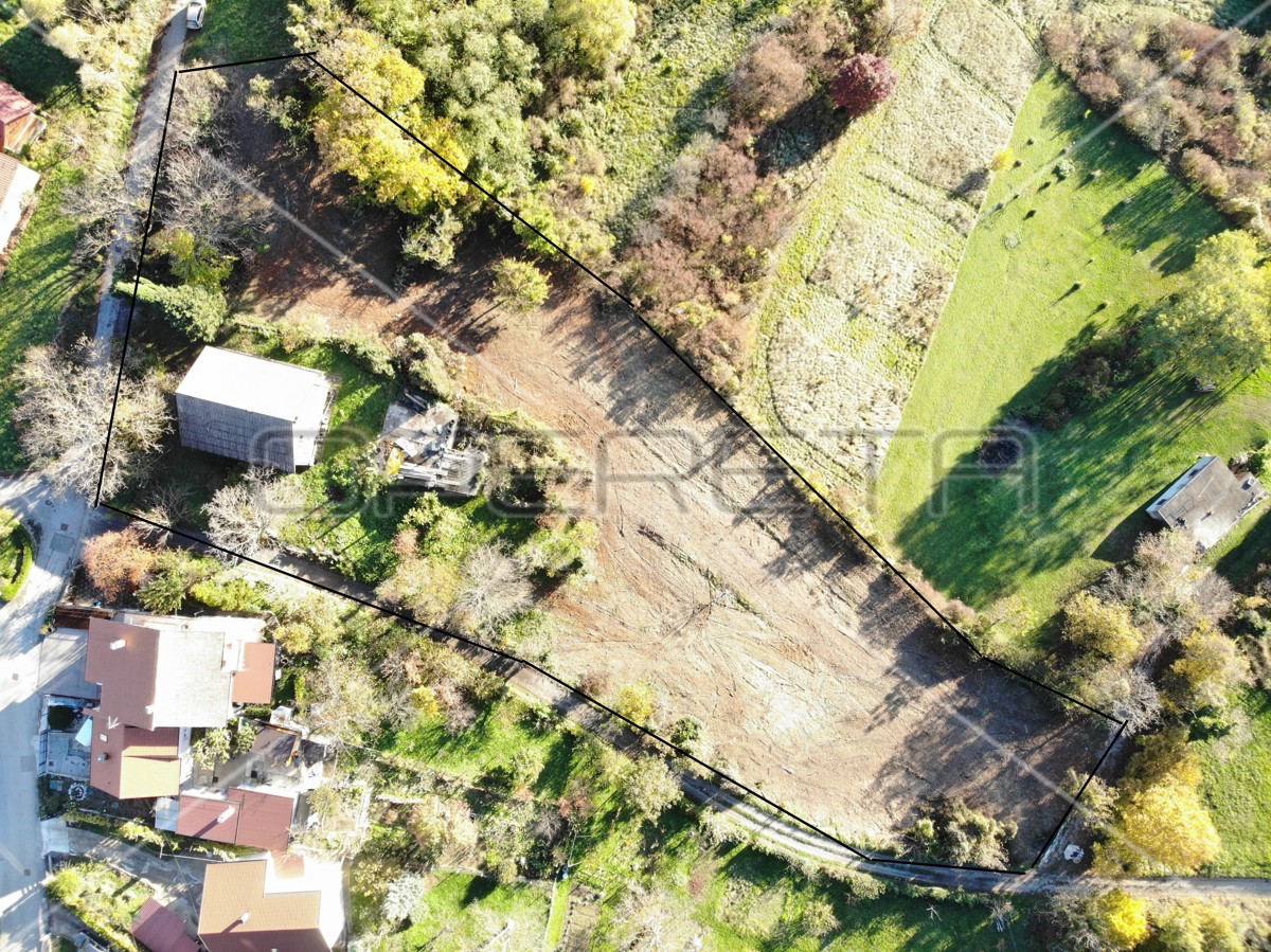 Capekov put, Bizek, 4.897,00 m2, 342.790,00 EUR