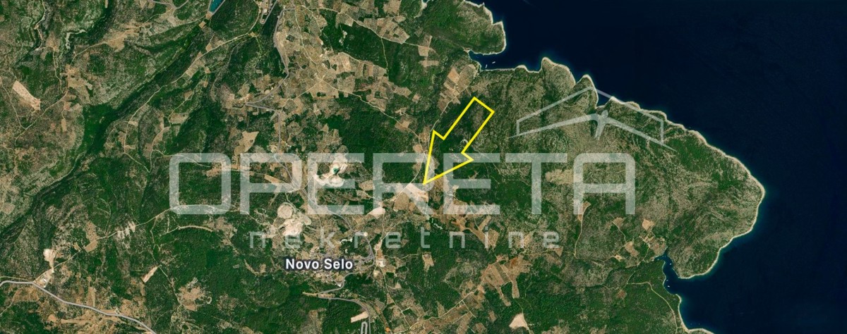 Terreno agricolo con 500 mandorli e vista mare, Brač