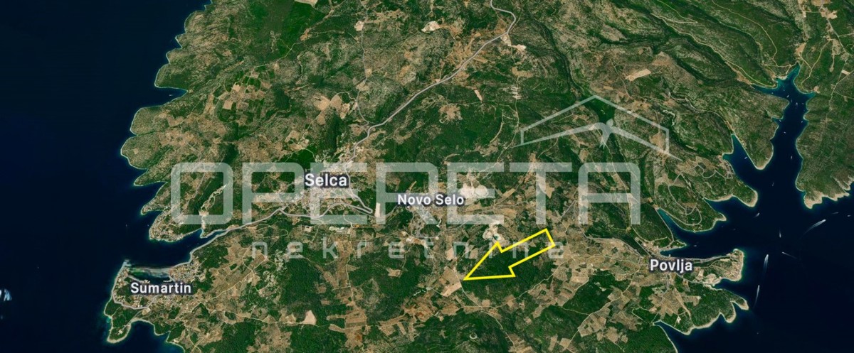 Terreno agricolo con 500 mandorli e vista mare, Brač