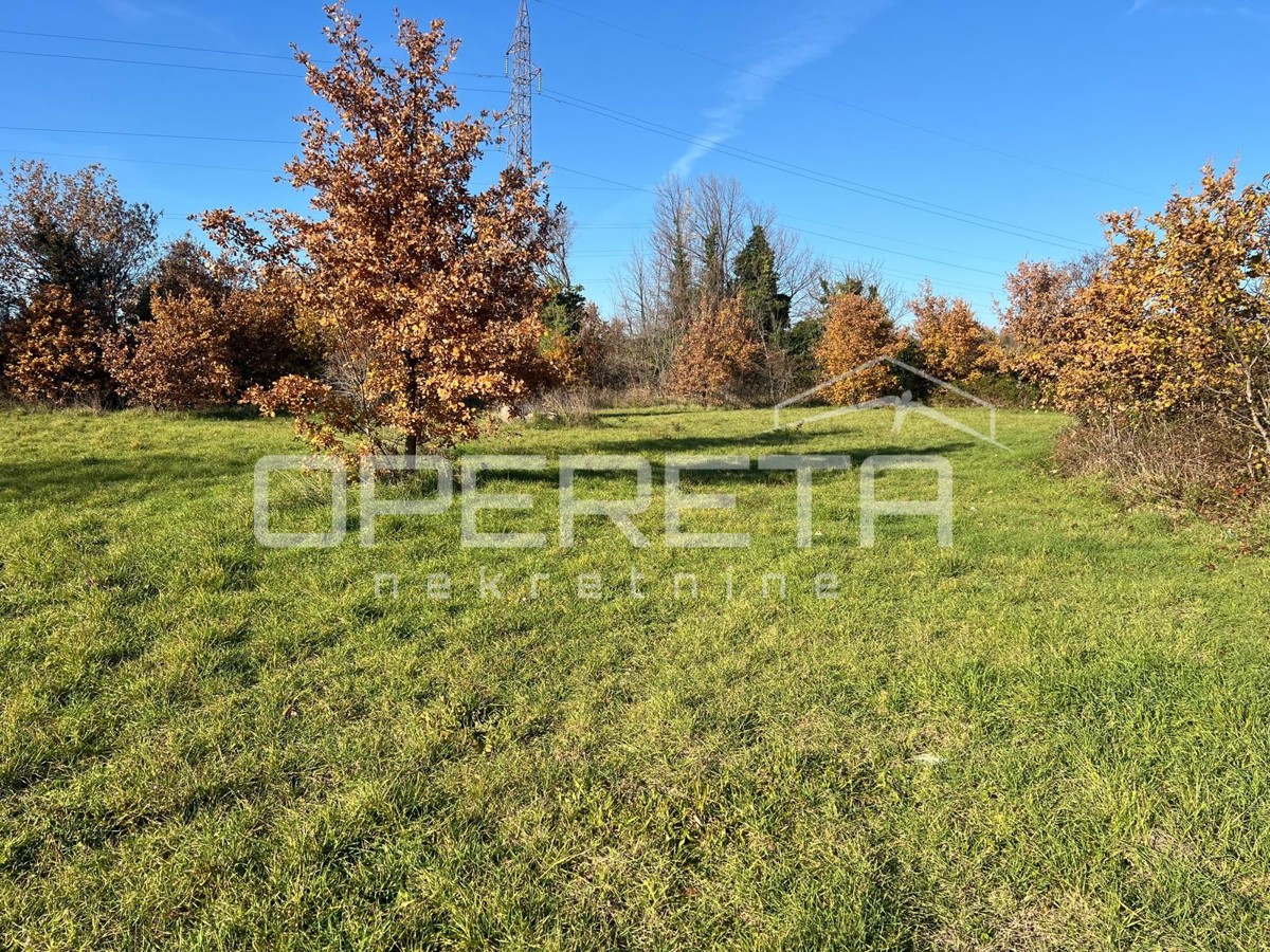 Istria, Galižana, terreno edificabile di 898 m2, accesso, vista mare