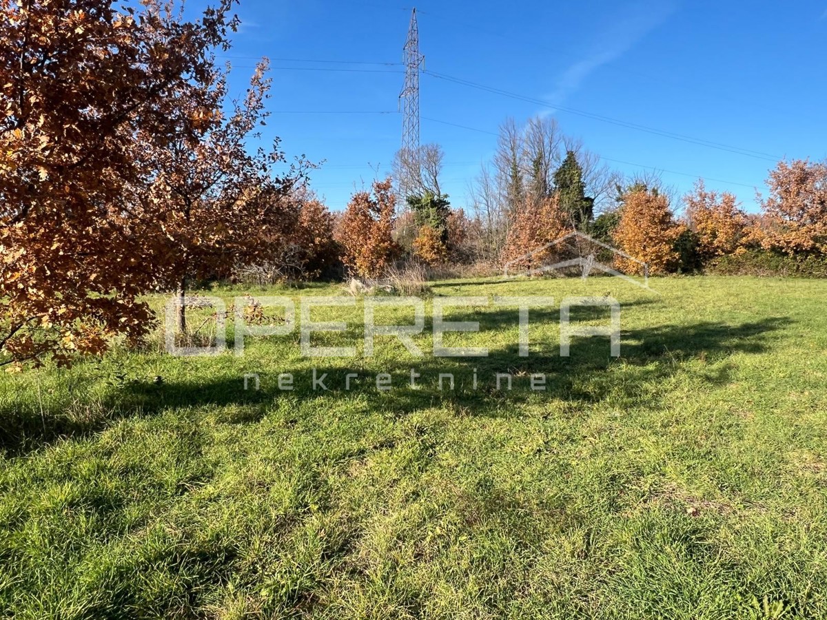 Istria, Galižana, terreno edificabile di 898 m2, accesso, vista mare