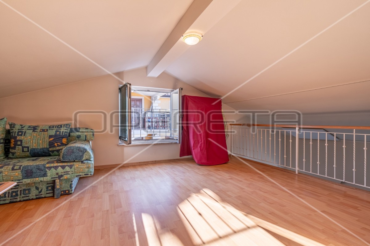 Vendita, Appartamento, Poreč, Poreč, 3l, 105m2