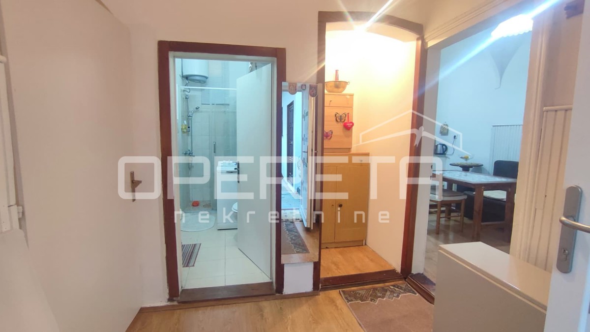 Vendita, Appartamento, Donji grad, Gundulićeva, 2l, 56m2