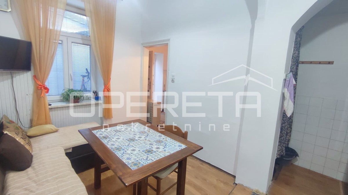 Vendita, Appartamento, Donji grad, Gundulićeva, 2l, 56m2