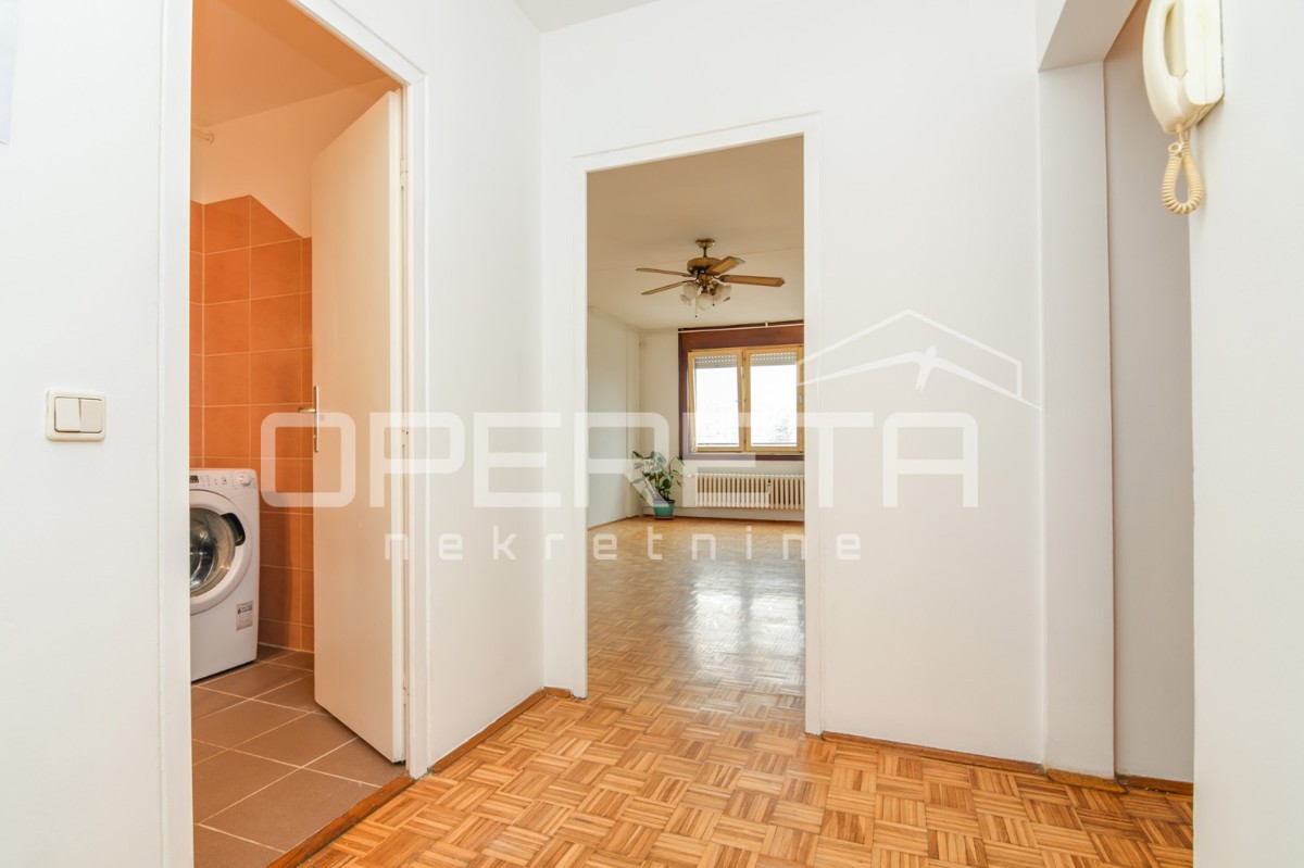 Vendita, Appartamento, Travno, Božidara Magovca, 2,5l, 63m2