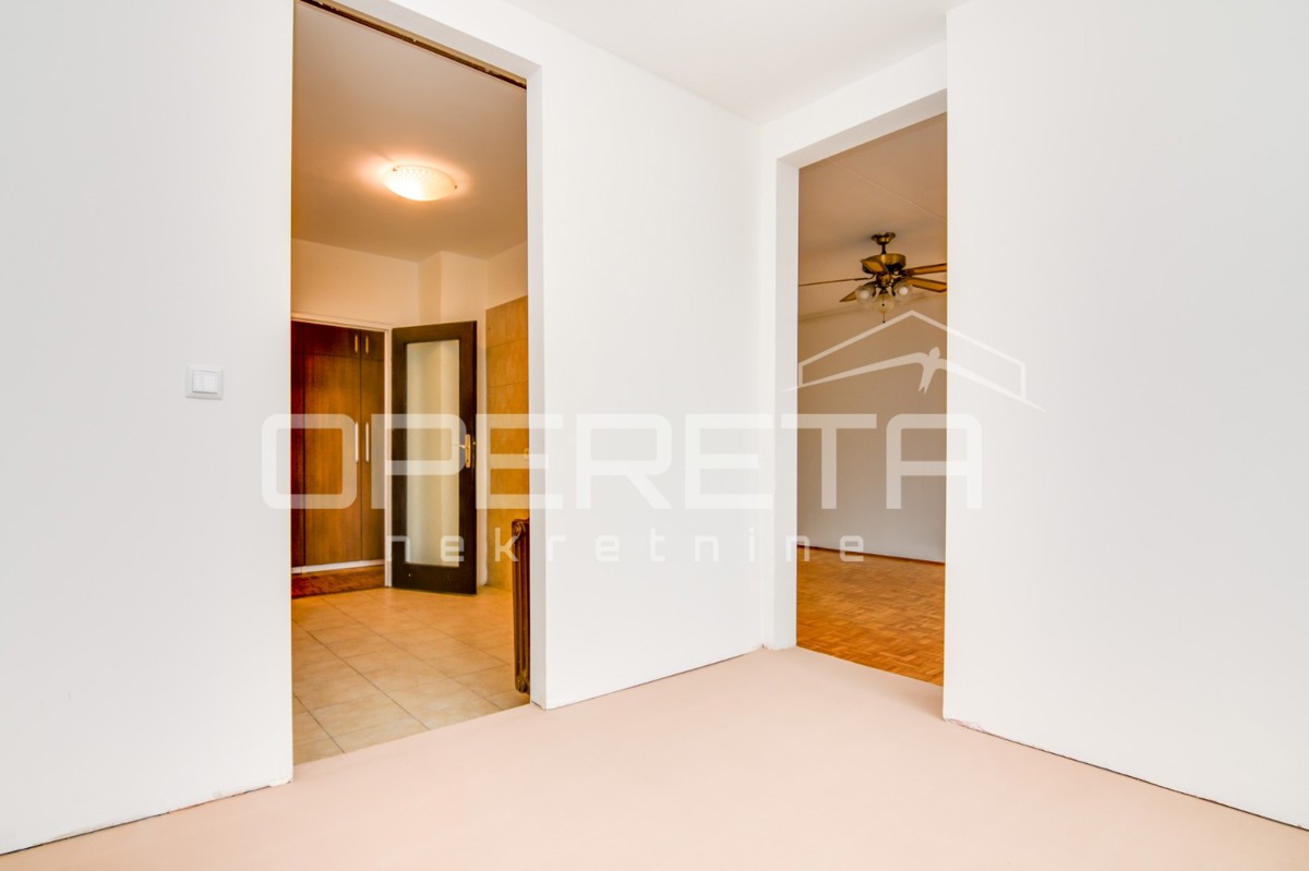 Vendita, Appartamento, Travno, Božidara Magovca, 2,5l, 63m2